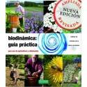 Portada de una guía práctica sobre agricultura biodinámica con diversas imágenes de naturaleza y agricultura.
