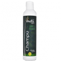 Botella de Irati Organic con etiqueta "salvia y rhassoul", perfecta para cabello graso.