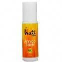 Stick de Árnica Ecológica Irati, 30ml, calmante para golpes infantiles en envase cilíndrico blanco.