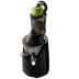 Exprimidor Kuvings EVO820 negro con una manzana verde en el tubo de alimentación.