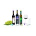 Botellas de vino con tapón de vacío, uvas y una copa de vino sobre fondo blanco.