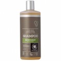 Botella de 500 ml de champú de romero para cabello fino, con ingredientes naturales.