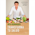 Xevi Verdaguer presenta su libro "Transforma tu salud" con alimentos saludables.