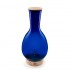 Base de madera con la Jarra Fruit of Life de Vitbot colocada encima