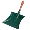 Recogedor de mano verde de acero y madera Redecker.