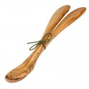 Cubiertos de servir de madera de olivo, ideales para ensaladas.