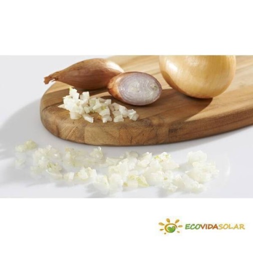 Cebollas y chalota picadas con "Ecovidasolar" de Börner Mandolina V5 PowerLine.