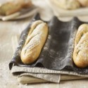 Baguette horneado en el molde de silicona platino de Lurch