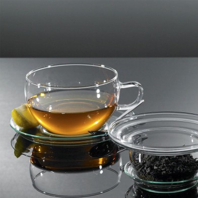 Taza de té TEA TIME con platillo y su tapa destapada