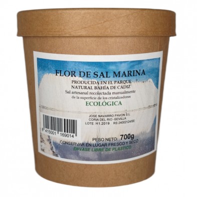 Flor de sal de la bahía de Cádiz con la tapadera puesta