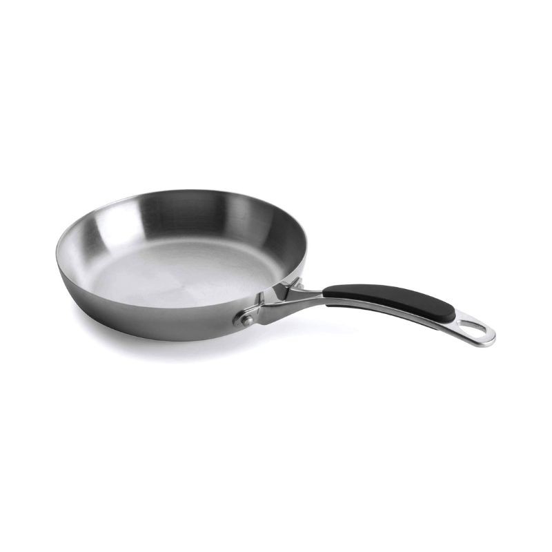 Sartén de acero inoxidable con mango ergonómico tricapa de Lacor 20cm, ideal para cocinar saludablemente.