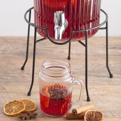 Soporte redondo para dispensador de bebidas Kilner sirviendo un te rooibos con dispensador de vidrio