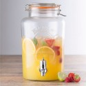 Zumo natural con frutas en el Dispensador de bebidas con grifo redondo clip top 5L Kilner