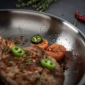 La sartén CULINARY FIVEPLY con alimentos