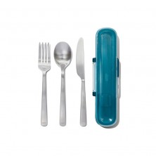Juego de cubiertos Prep and Go Oxo fuera del estuche