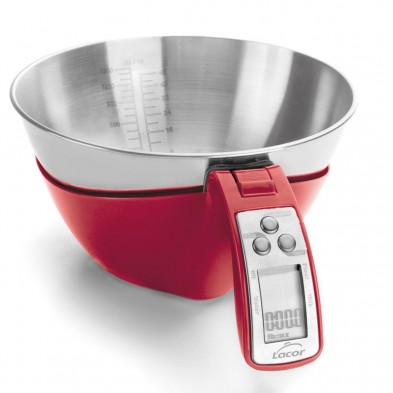 Báscula de cocina digital roja con bol de acero inoxidable y pantalla LCD.