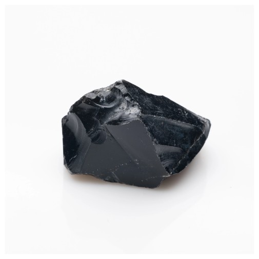 Cristal de obsidiana en bruto
