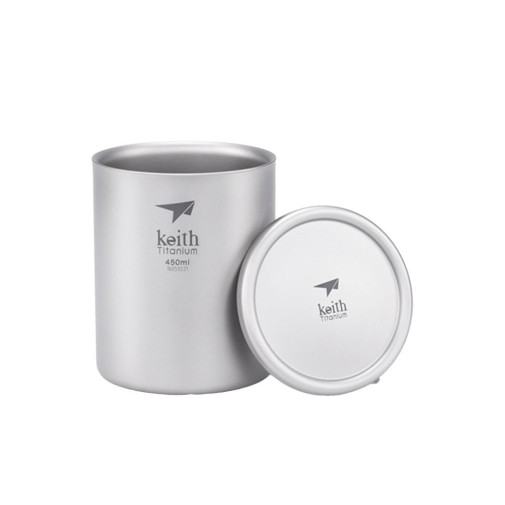 Taza de titanio doble pared y tapa 450 ml Keith con la tapa quitada