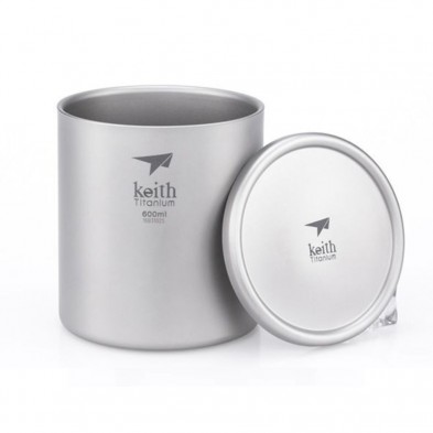 Taza de titanio doble pared y tapa 600 ml Keith sin la tapa