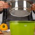 ALLROUND Cesto de vapor 20cm Kuhn Rikon de acero inoxidable detalle orificios de vapor de la base