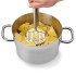 Prensador de patata Lacor haciendo puré de papa Prensador de patata Lacor haciendo puré de papa