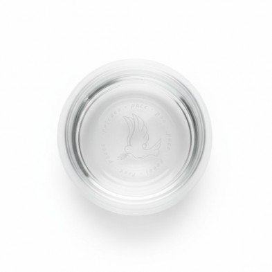 Vaso Mythos Paz Nature's Design con vista interior a las inscripciones de la palabra paz en varios idiomas y la paloma de la paz Vaso Mythos Paz Nature's Design con vista interior a las inscripciones de la palabra paz en varios idiomas y la paloma de la paz