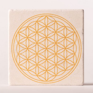 Posavasos vitalizador de piedra travertina con Flor de la Vida amarillo vista ampliada Posavasos vitalizador de piedra travertina con Flor de la Vida amarillo vista ampliada