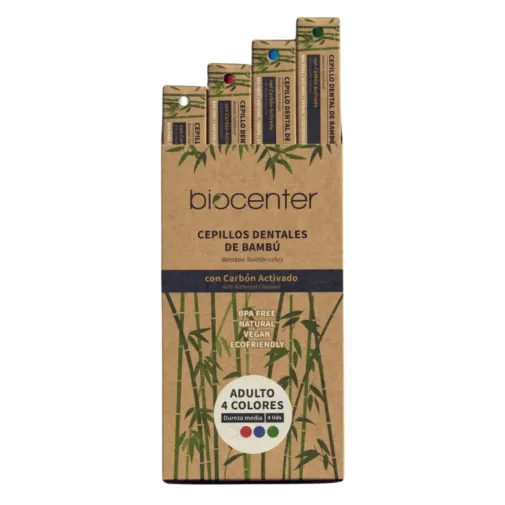 Packaging de cartón con los 4 cepillos de dientes de bambú y carbón activo Biocenter