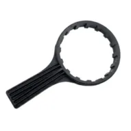 Foto frontal de la llave negra de apertura y cierre para el filtro Sanuno Carbonit Classic y Basic