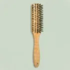 Cepillos de pelo ecológicos: cuida tu cabello y el planeta