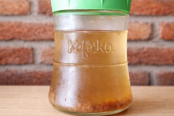 Kéfir de agua: qué es, beneficios y cómo prepararlo