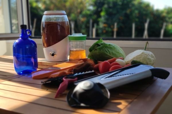 Guía Ecovidasolar: utensilios para fermentar y preparar alimentos en casa con toda tranquilidad